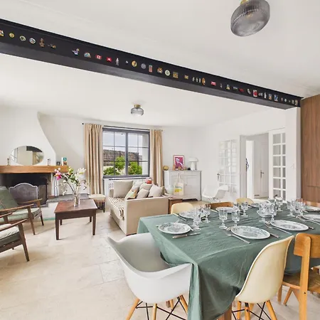 700 M De La Plage, Maison Pour 8, Jardin