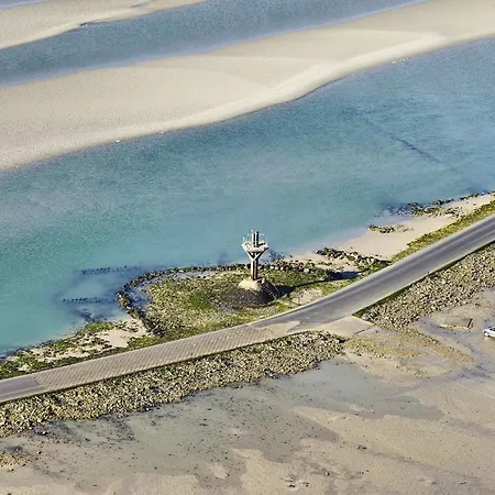 700 M De La Plage, Maison Pour 8, Jardin L'Epine (Vendee)